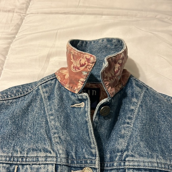 Vintage 90s Gap Jean Jacket Floral Print Girls Small - Picture 11 of 12